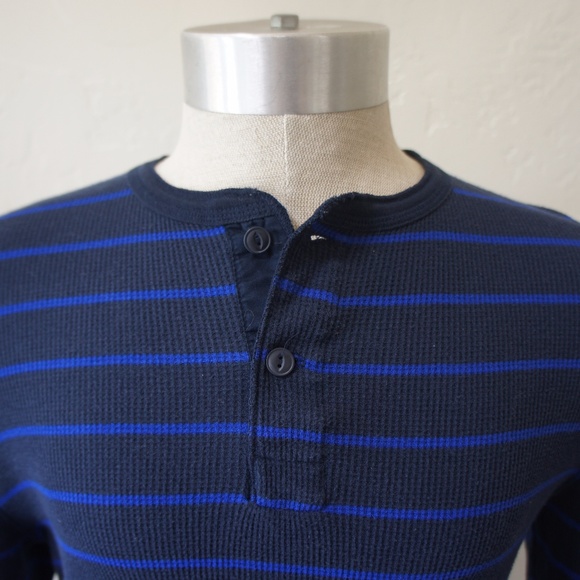 Old Navy waffle knit thermal Medium - Picture 6 of 6