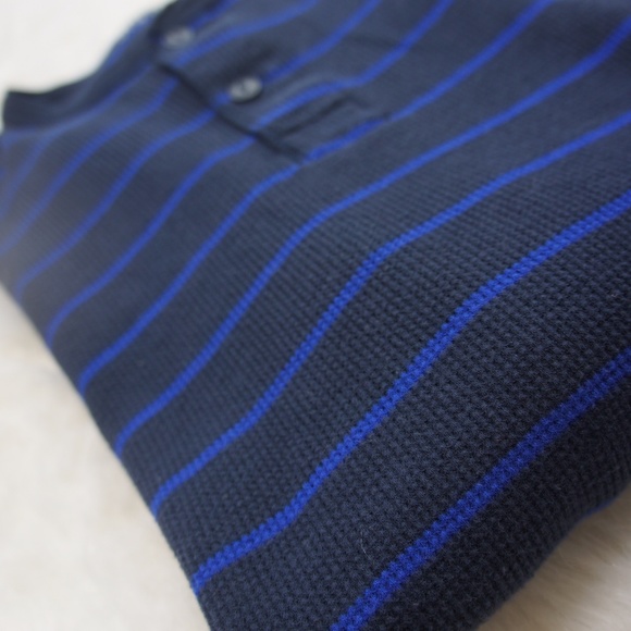 Old Navy waffle knit thermal Medium - Picture 3 of 6