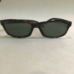 Authentic Ray-Ban Wayfarer Tortoise Sunglasses