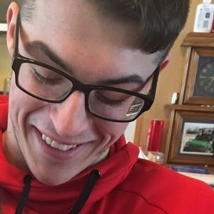 Meet your Posher, Jake