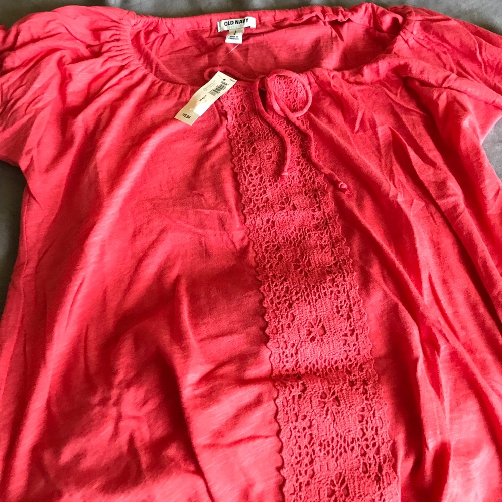 Old Navy top