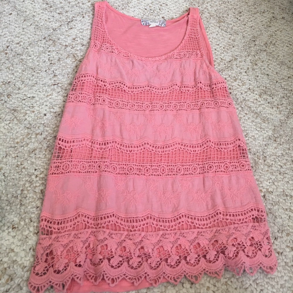 Pink tank top with lace details