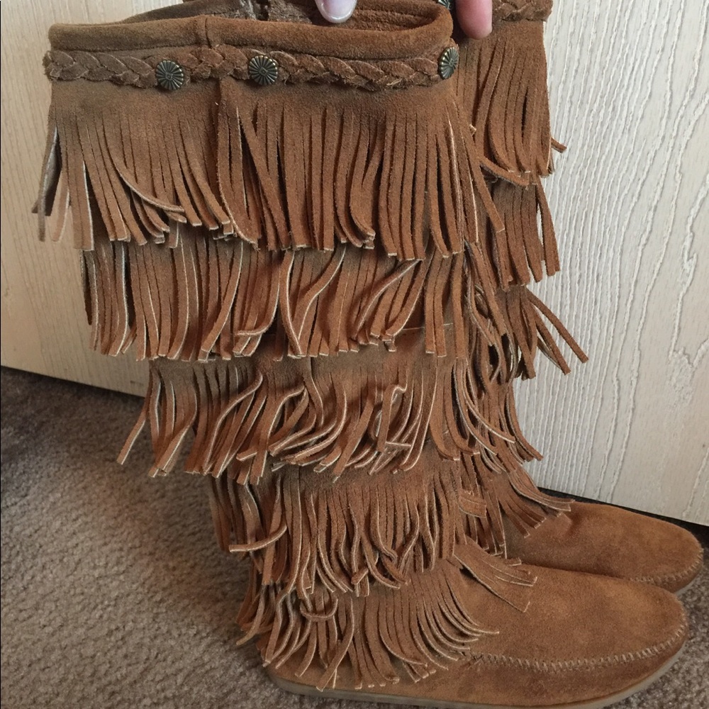 Minnetonka  fringe boots