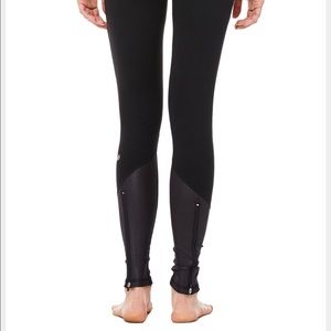 Alo Yoga Undertone Leggings Large