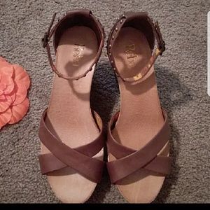 NWOT leather wedges