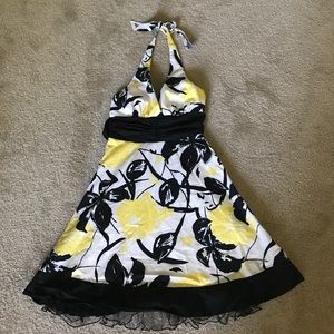 Black/White/Yellow Halter Top Summer Dress