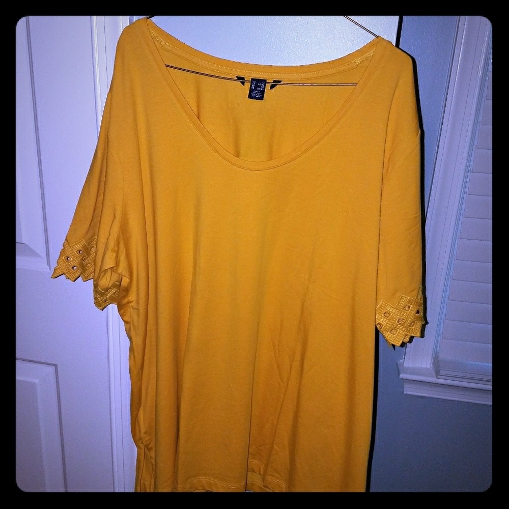 Lands end top