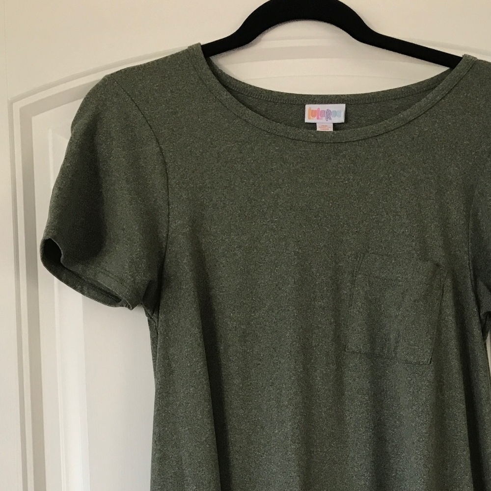 Xs green Carly- lularoe