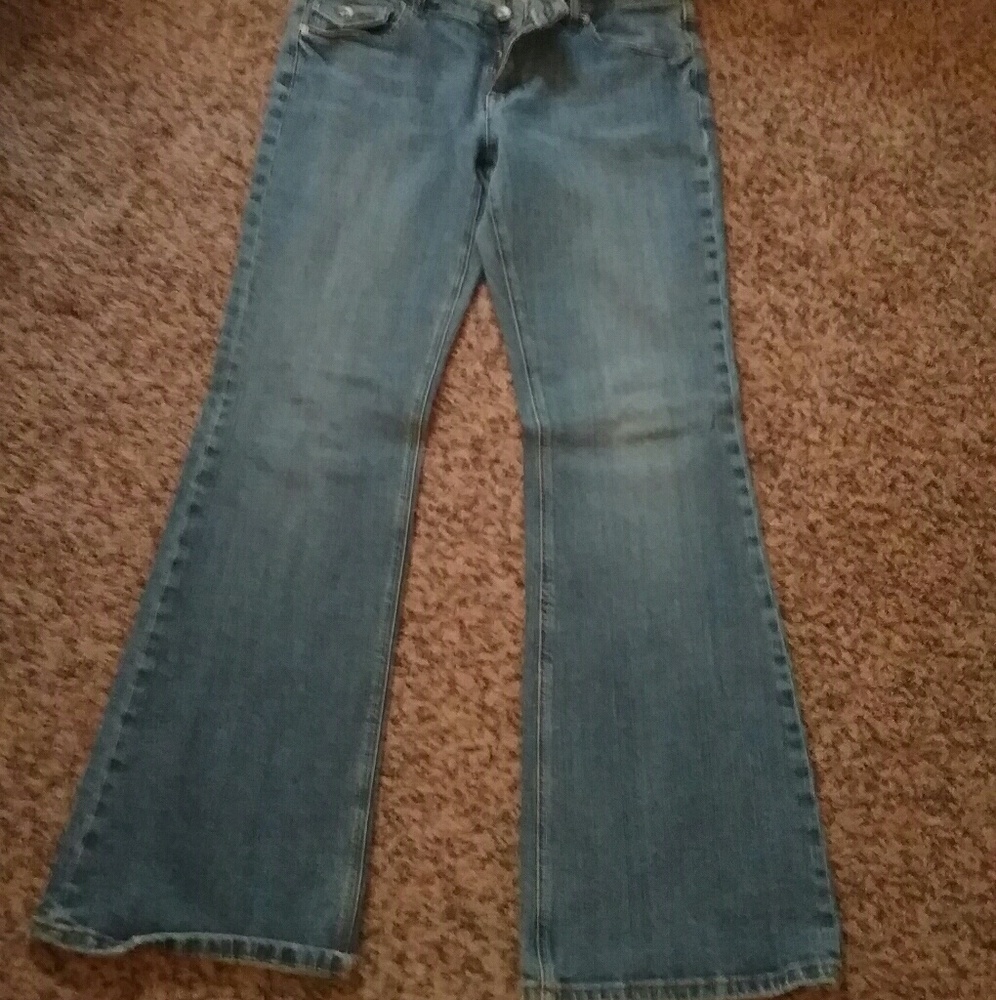 Miss Bisou Jeans. Size 32