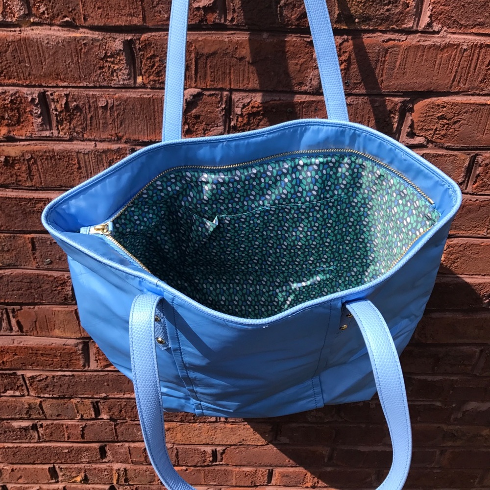 Vera Bradley Baby Blue Tote Bag - Picture 4 of 5