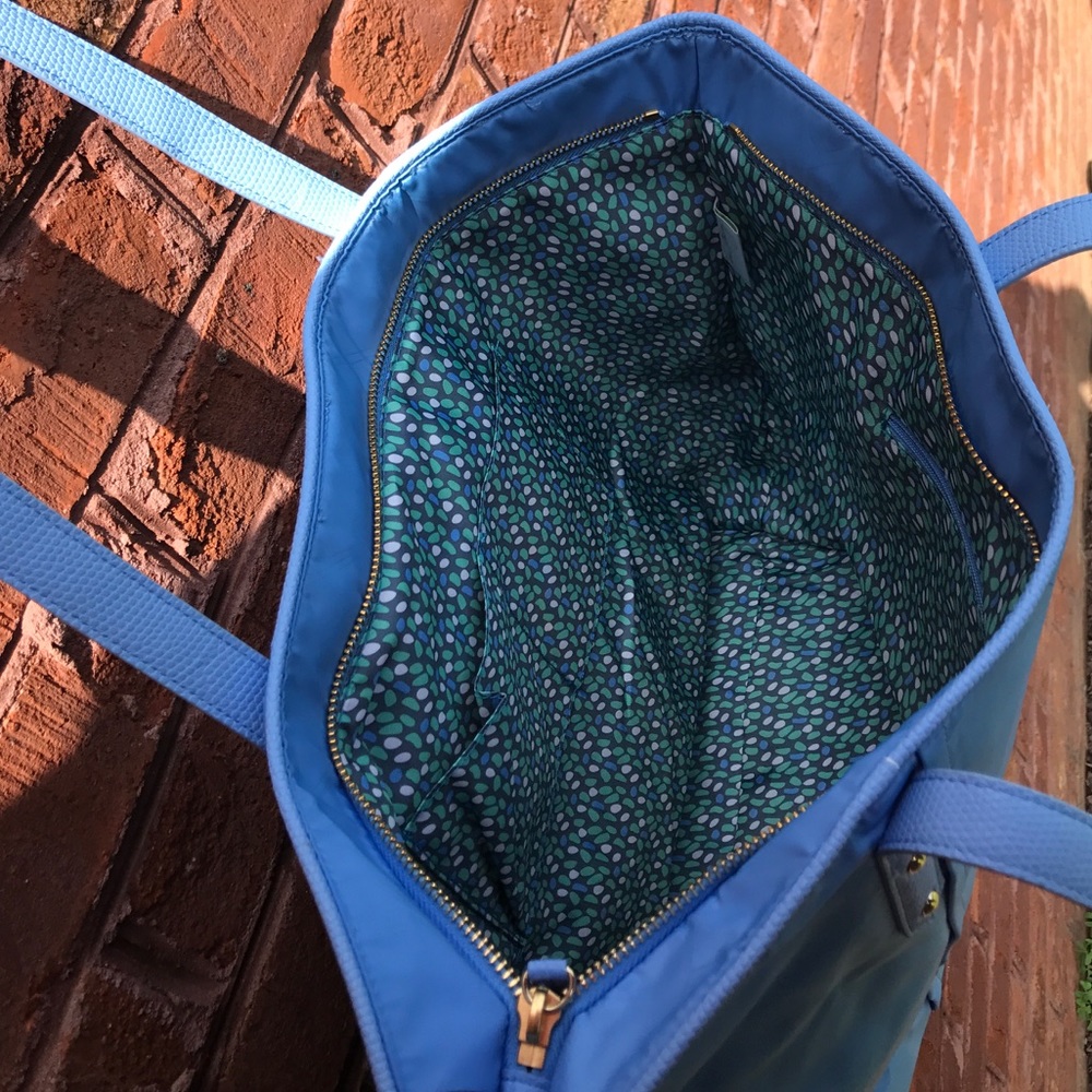 Vera Bradley Baby Blue Tote Bag - Picture 5 of 5
