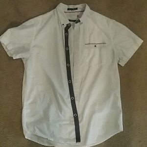 Mens shortsleeve button down