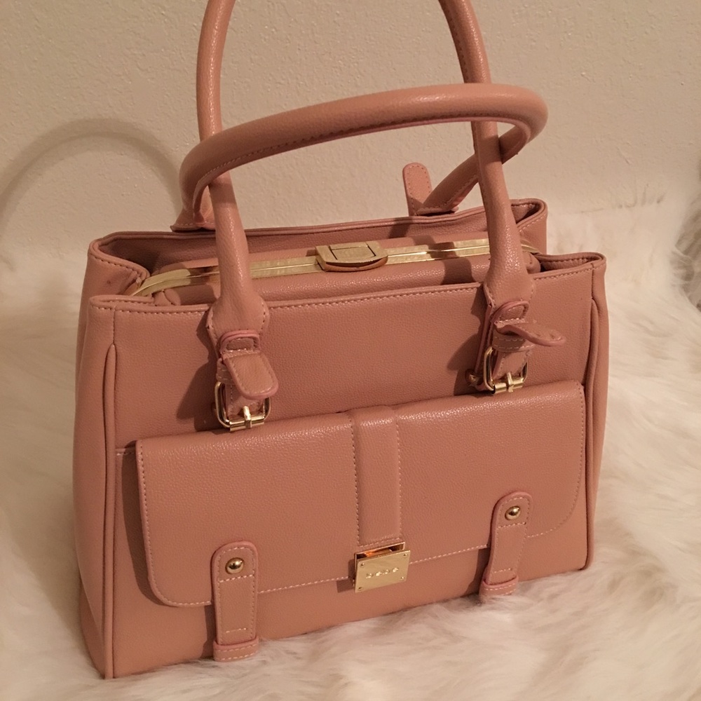 Bebe blush bag! 👜