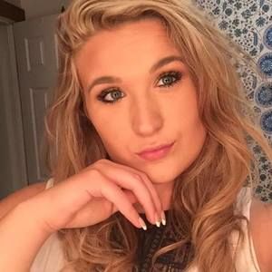 Meet your Posher, Riley