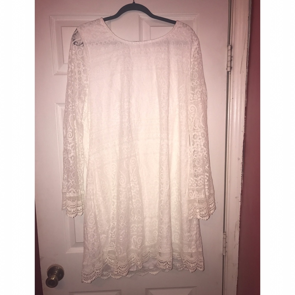 White lace dress