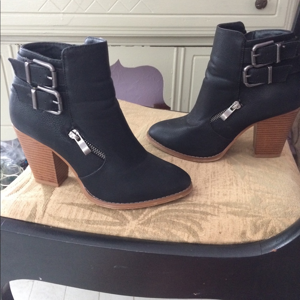 JustFab black booties