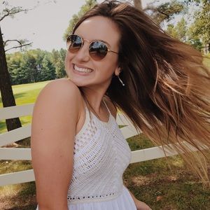 Meet your Posher, Maggie