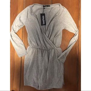 NWT BOOHOO ROMPER! SIZE 6