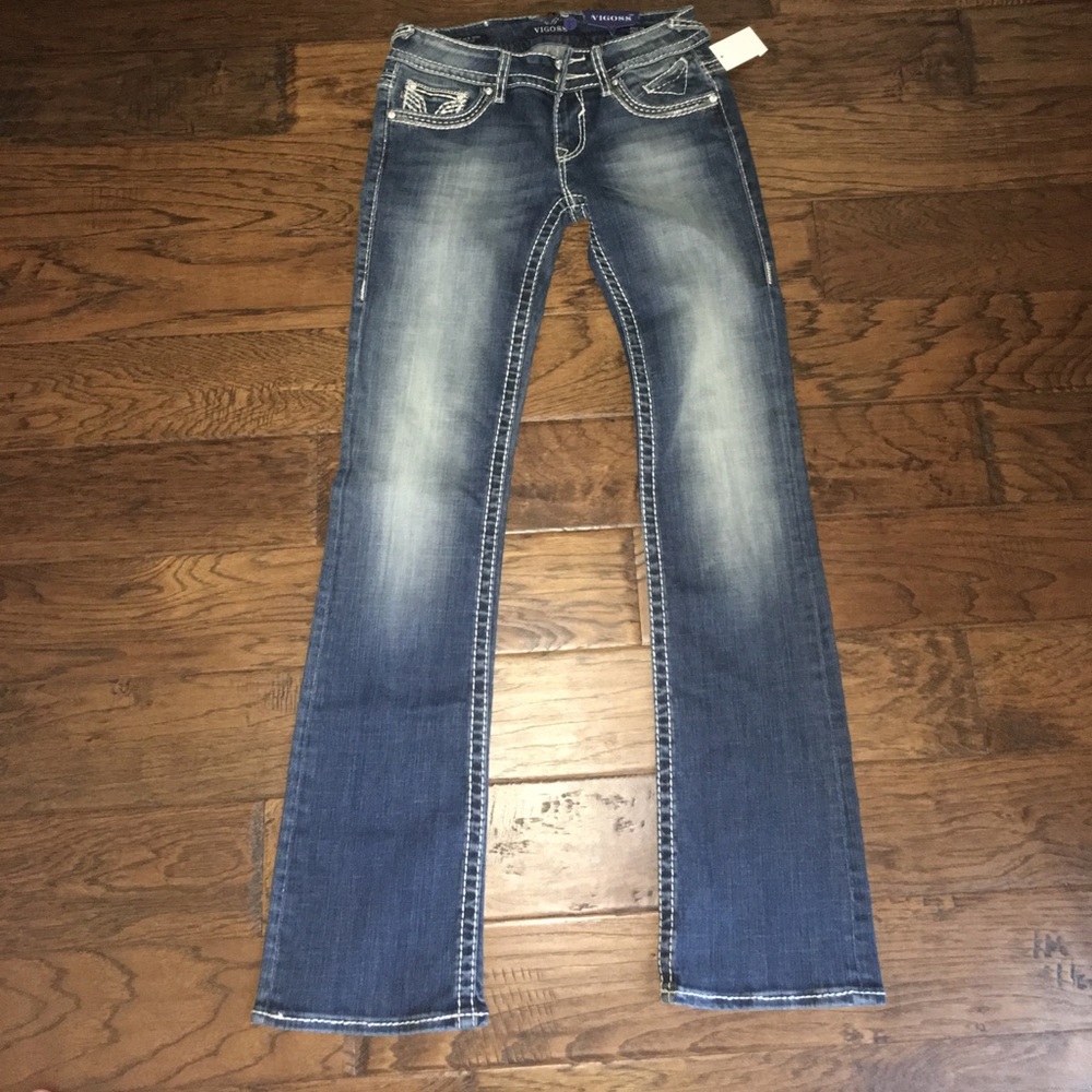 Vigoss bootcut jeans.