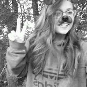 Meet your Posher, Ashlee