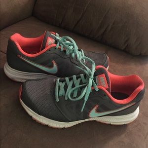 Nike Down Shifter Running Shoes