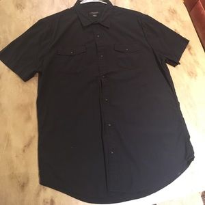 Short sleeve button down