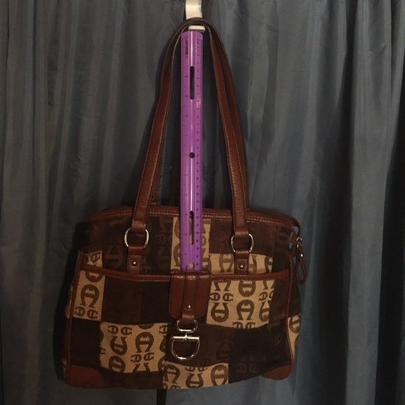 Etienne Aigner Bag - Picture 3 of 5