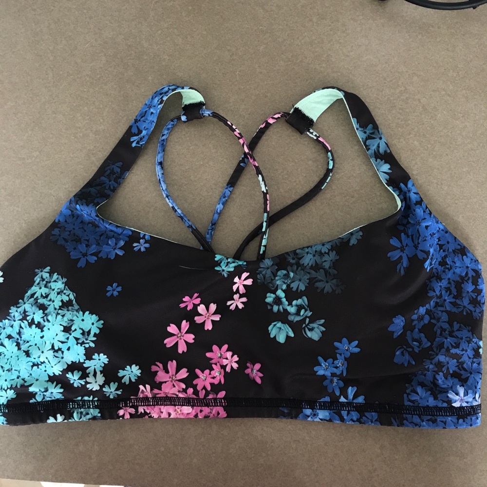 Lulu lemon sports bra