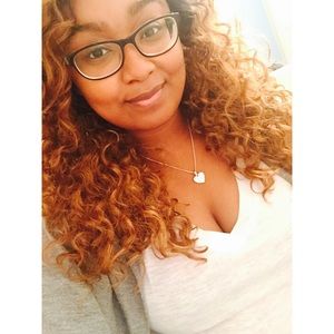 Meet your Posher, Alisha