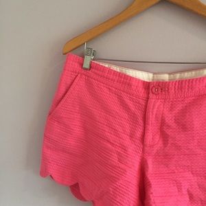 LILLY PULITZER PINK SCALLOPED SHORTS SIZE 10