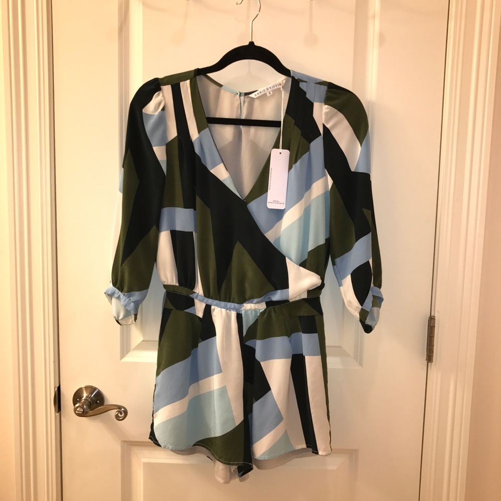 Annie Griffin Collection Romper! NWT Size 4