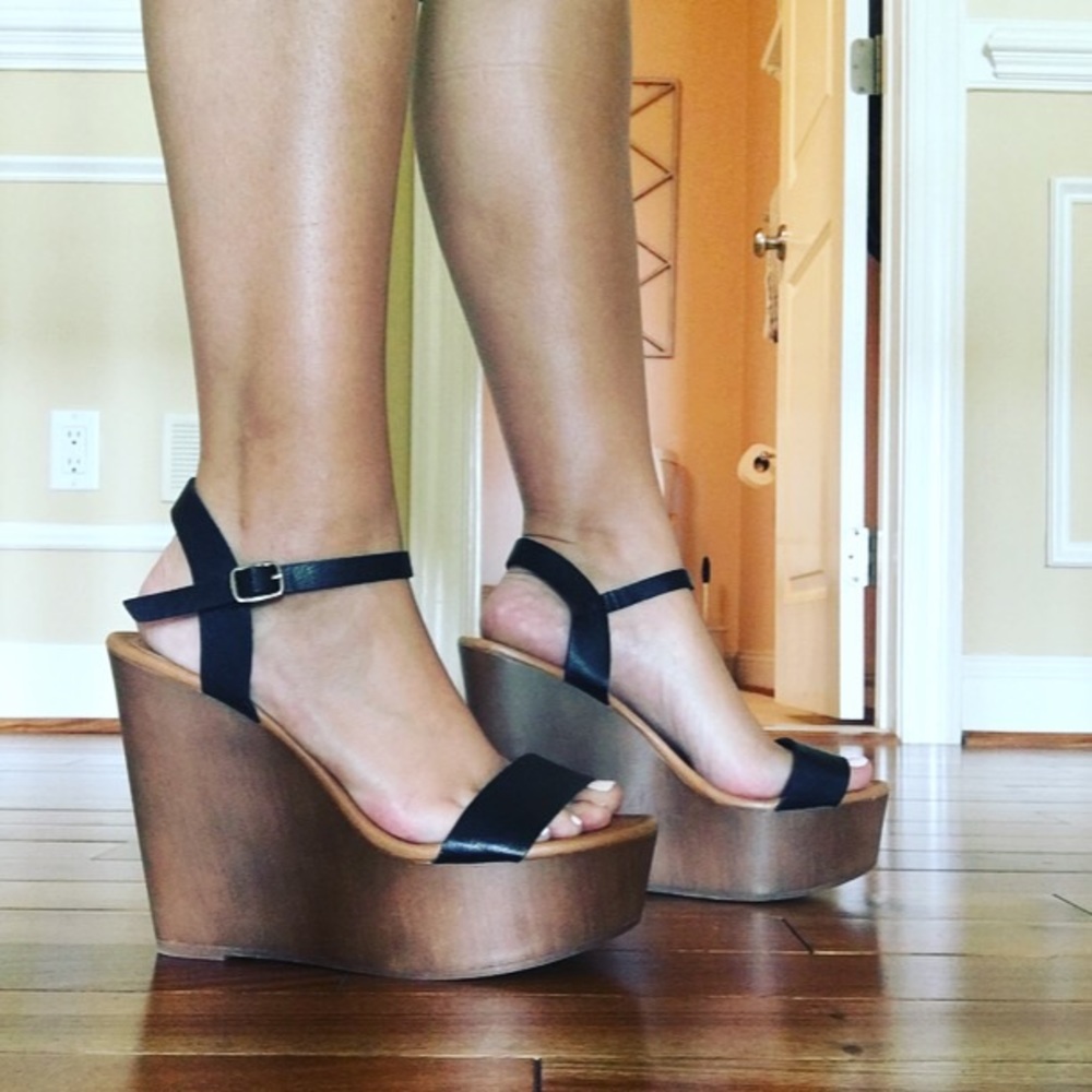 Brown wedges with black straps
