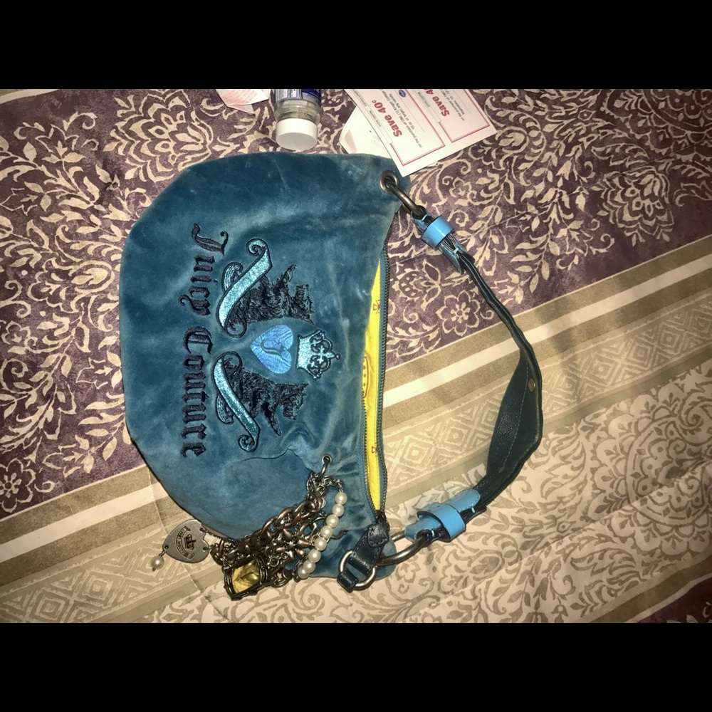 Small Juicy Couture purse