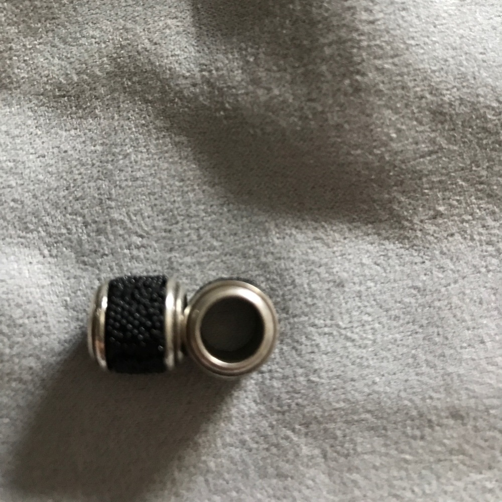 Brighton Caviar Bead