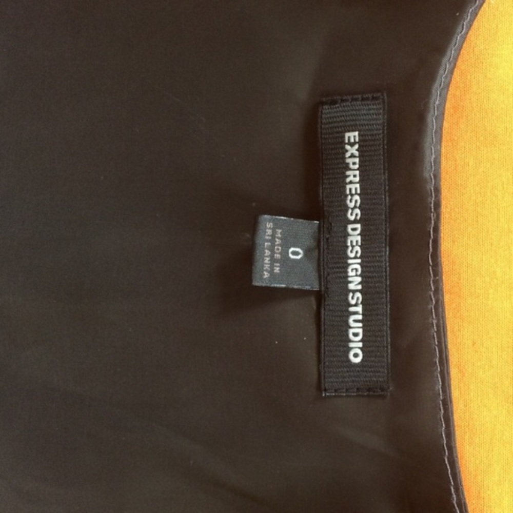Vest - Picture 2 of 3
