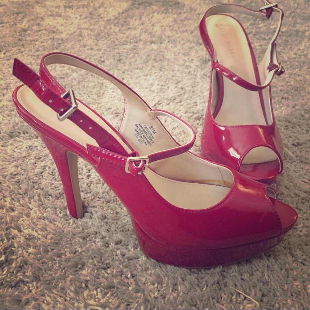 Sexy Holiday Heels 🎄