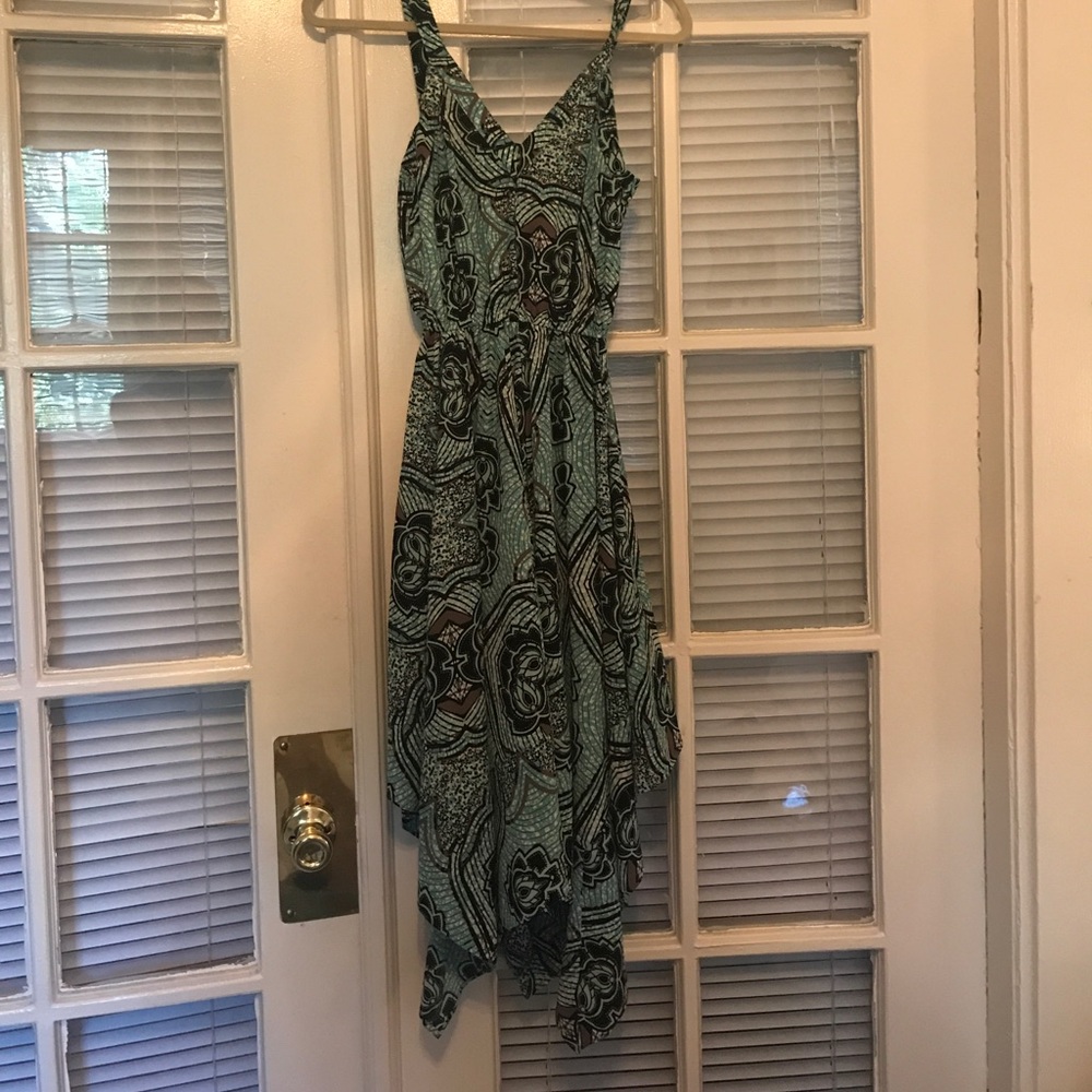 NWOT Handkerchief dress from HM Europe. Size: 4