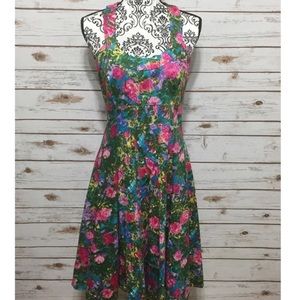 Beautiful Londen Times Floral Dress 🌺