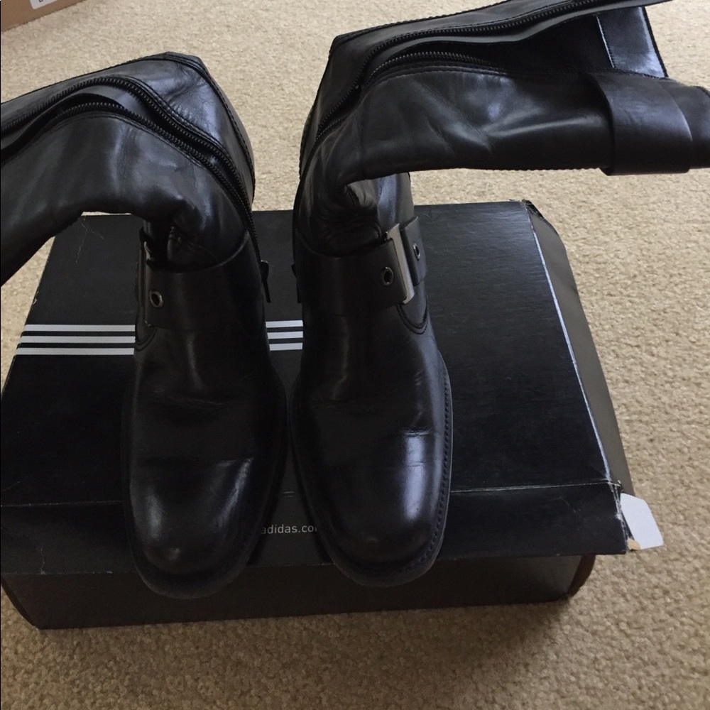 Short boots - Picture 2 of 3