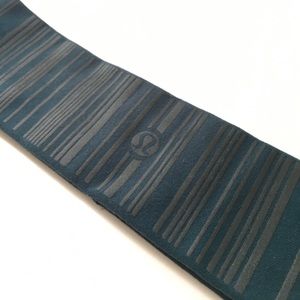 Lululemon Reflective Headband
