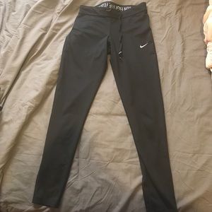 Nike leggings