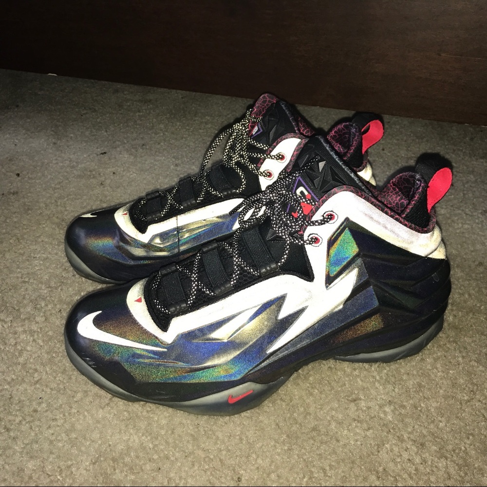 Nike chuck posite (sold off site)