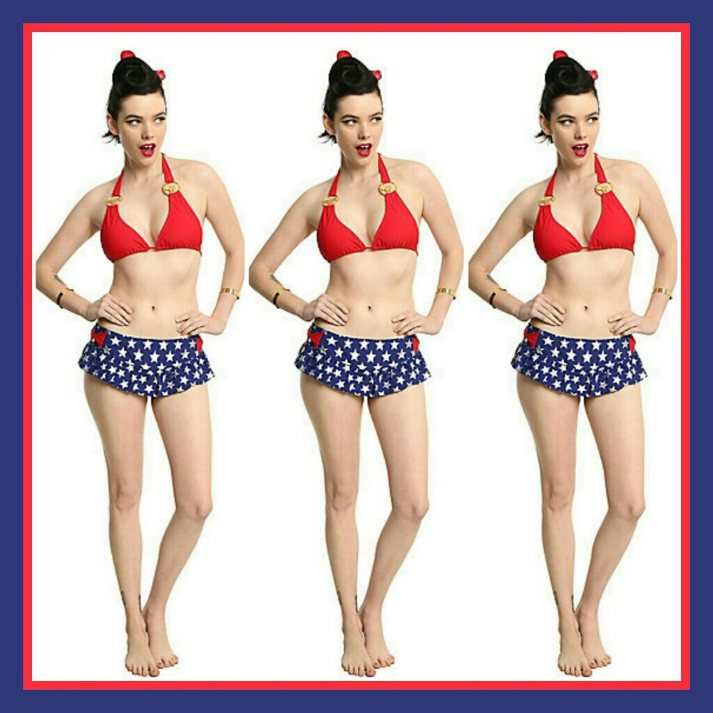 DC comics Wonder Woman Ruffled Bikini - Picture 5 of 5