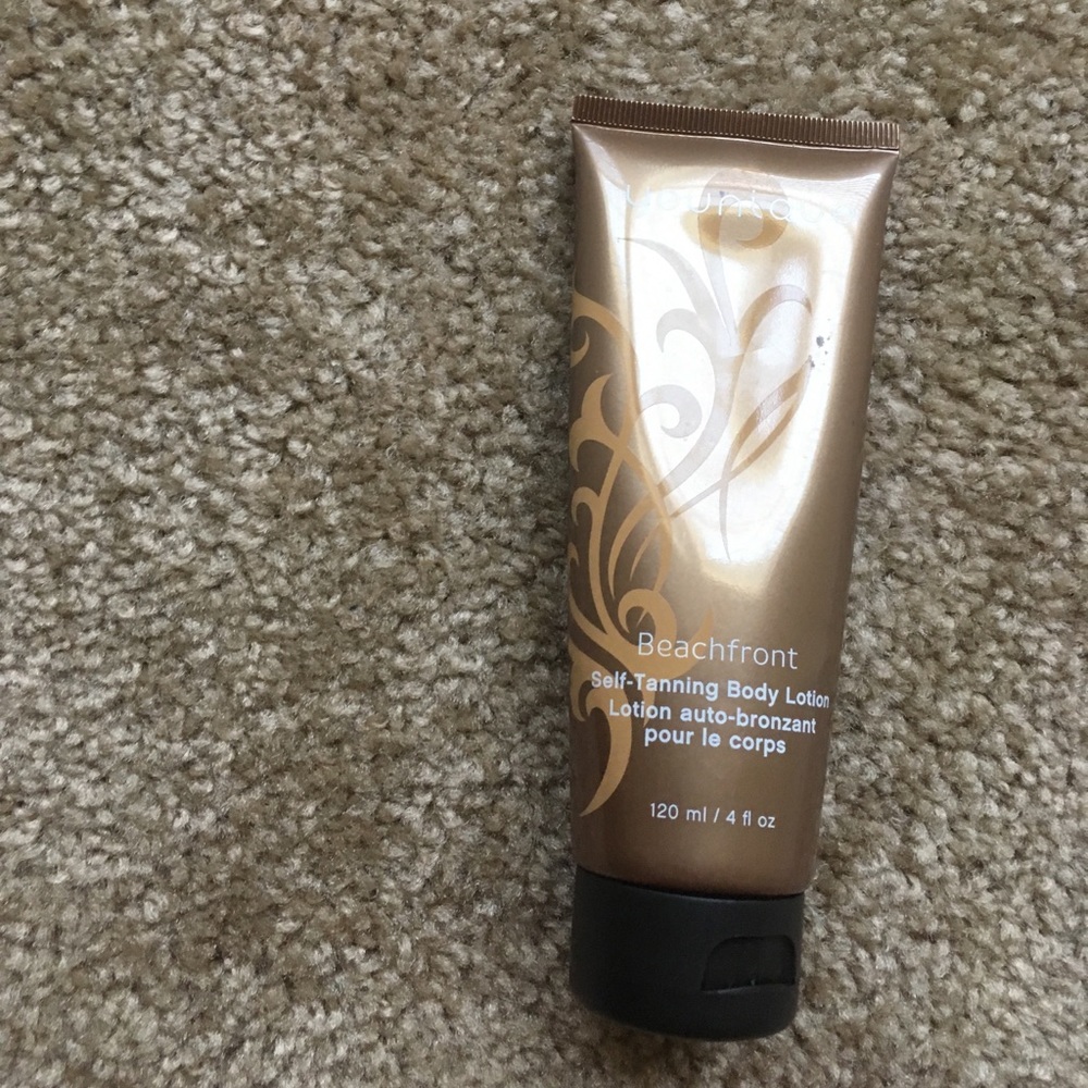 Younique self tanner