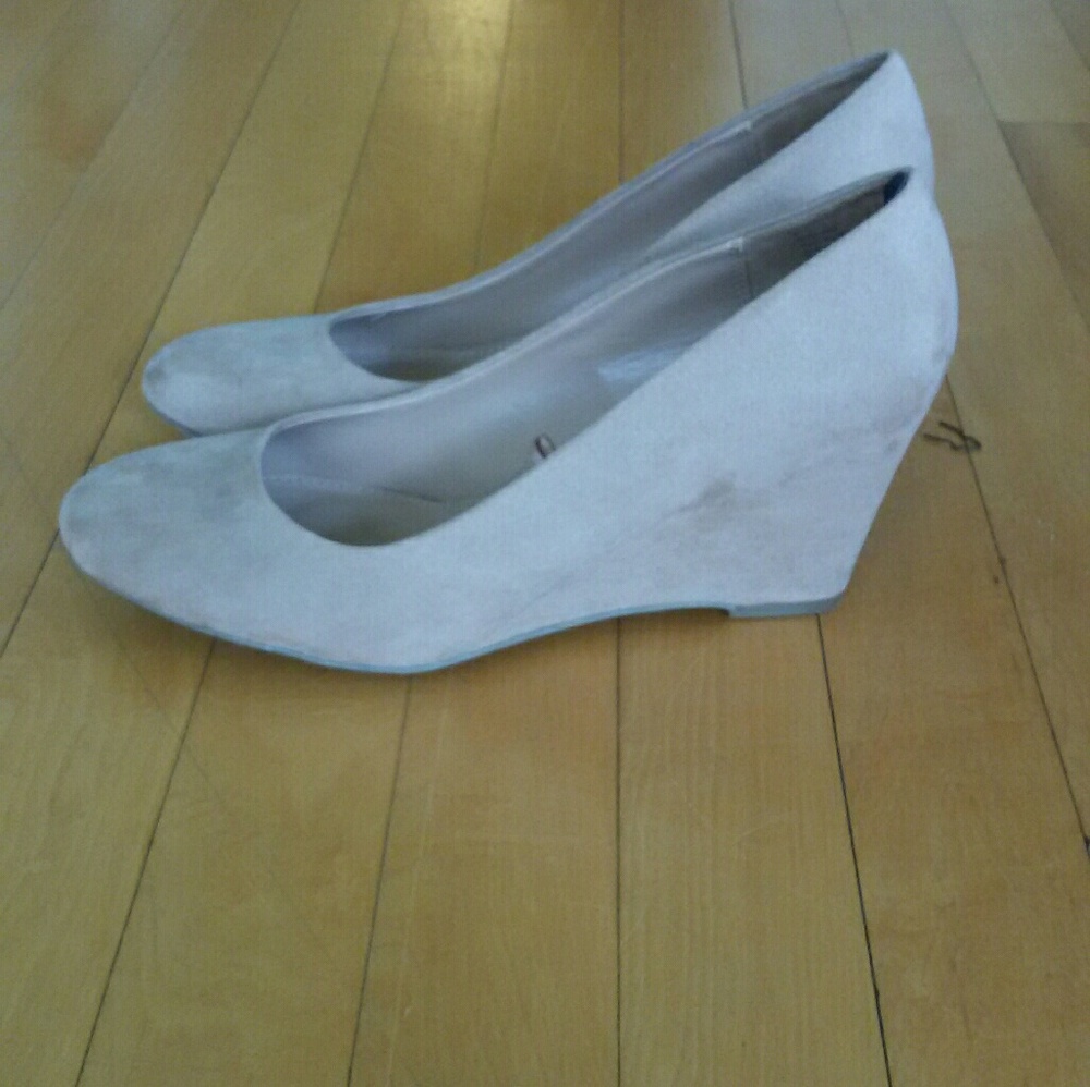 Merona Beige wedge heel