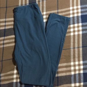 Blue LulaRoe leggings