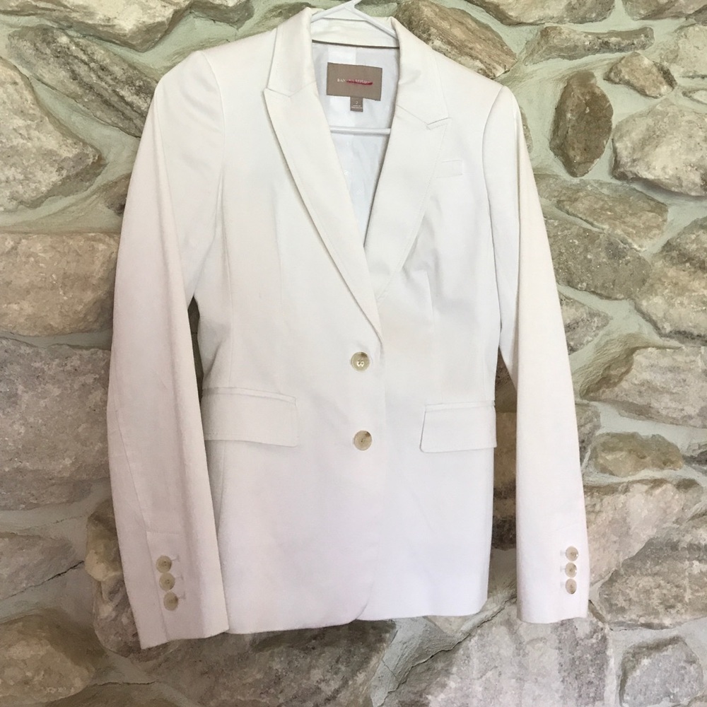 Banana Republic White 2-Button Blazer