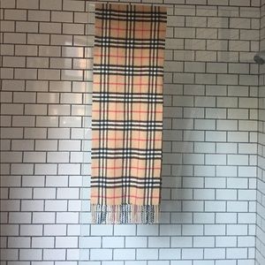 Burberry cashmere scarf