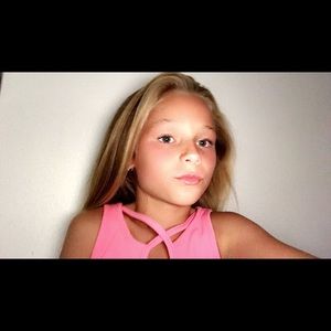 Meet your Posher, Bella