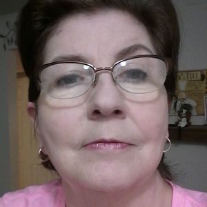 Meet your Posher, Pamela